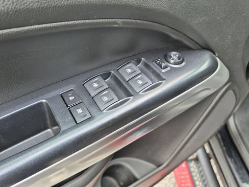 Used 2021 Chevrolet Colorado ZR2 AWD/4WD image 13