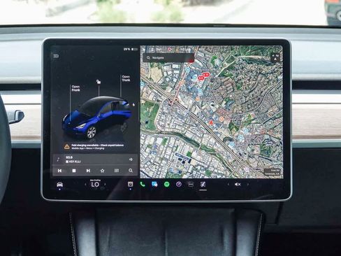 Used 2024 Tesla Model Y Long Range image 12