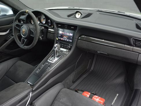 Certified 2019 Porsche 911 GT3 RS image 29