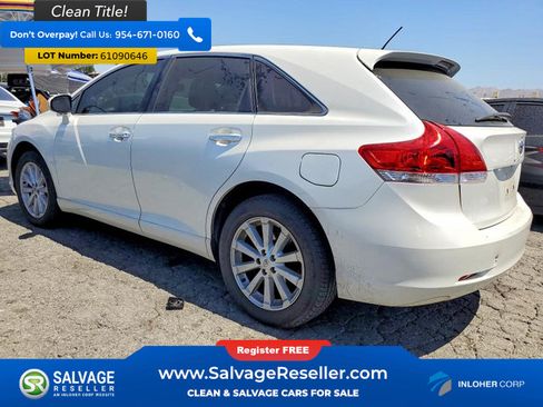Used 2012 Toyota Venza XLE FWD image 3