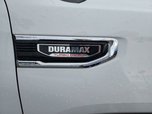 Used 2021 GMC Sierra 1500 SLT w/ SLT Premium Plus Package image 4