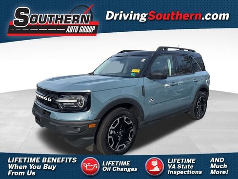 Used 2023 Ford Bronco Sport Outer Banks w/ Tech Package image 1