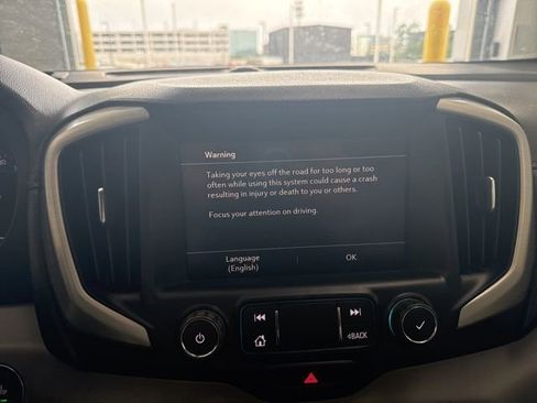 Used 2020 GMC Terrain SLT AWD/4WD image 9