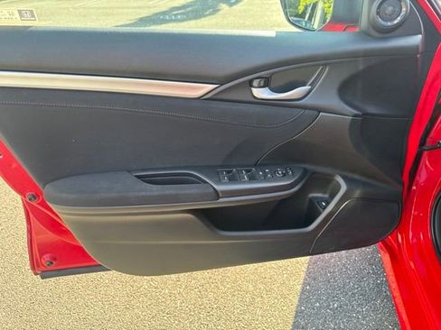 Certified 2018 Honda Civic EX image 21