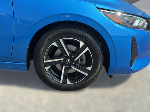 Used 2024 Nissan Sentra SV FWD image 15