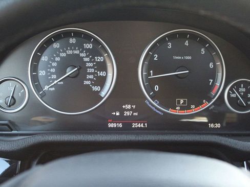 Used 2017 BMW X3 sDrive28i image 11