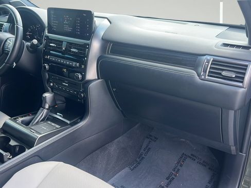 Used 2023 Lexus GX 460 w/ Black Line Special Edition AWD/4WD image 19