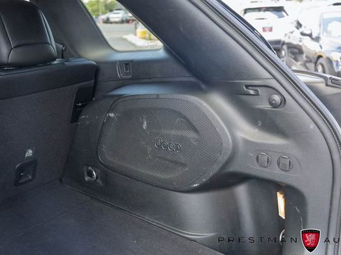 Used 2022 Jeep Cherokee Trailhawk w/ Sun, Sound & Nav Group AWD/4WD image 38