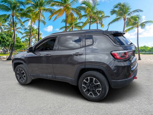 Used 2019 Jeep Compass Trailhawk AWD/4WD image 6