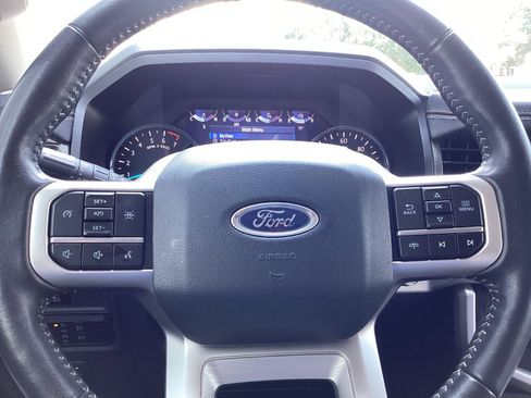 Used 2024 Ford Expedition Max XLT image 10