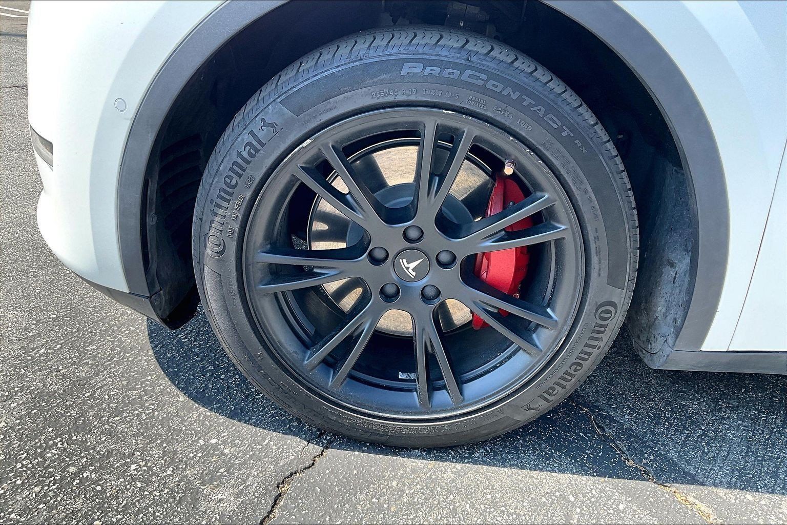 Used 2022 Tesla Model Y Long Range AWD/4WD image 10