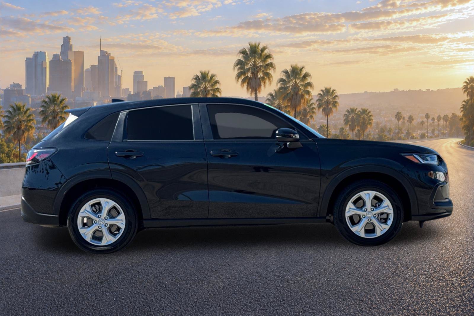 Used 2025 Honda HR-V LX image 3