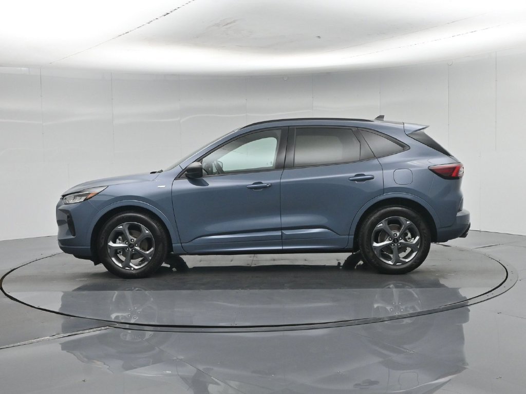 Used 2024 Ford Escape ST-Line w/ Tech Pack #1 FWD image 24