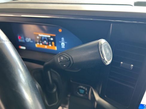 Used 2024 Ford F350 Lariat image 9