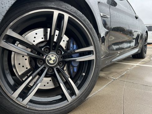 Used 2018 BMW M4 Coupe image 14