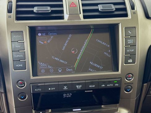 Used 2020 Lexus GX 460 Luxury image 13