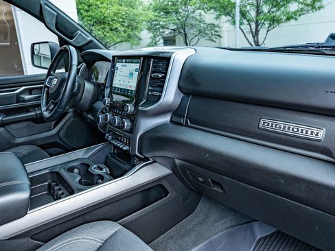 Used 2022 RAM 1500 Big Horn AWD/4WD image 36