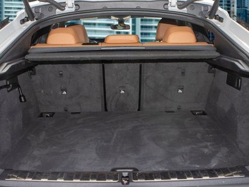 Used 2023 BMW X6 xDrive40i w/ M Sport Package image 14