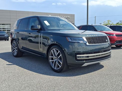 New 2026 Land Rover Range Rover SE AWD/4WD image 6