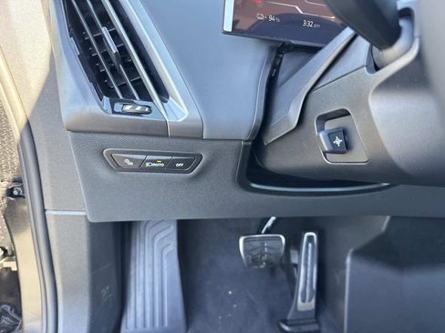 New 2026 BMW iX xDrive60 w/ M Sport Package image 33