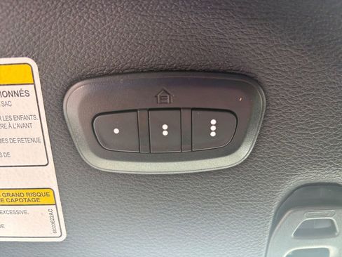 Used 2022 Jeep Gladiator Sport AWD/4WD image 29