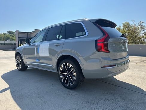 New 2026 Volvo XC90 B6 Plus w/ Protection Package Premier image 5