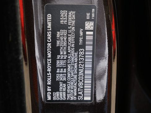 Certified 2022 Rolls-Royce Cullinan Black Badge AWD/4WD image 36