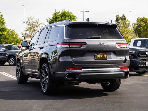 Used 2022 Jeep Grand Cherokee L Overland w/ Luxury Tech Group IV image 4