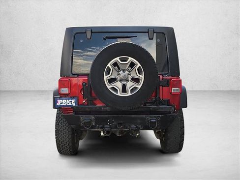 Used 2013 Jeep Wrangler Unlimited Rubicon w/ Connectivity Group AWD/4WD image 7