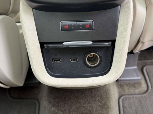 Used 2016 Lincoln MKX Reserve AWD/4WD image 28