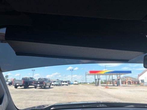 Used 2021 Chevrolet Silverado 1500 Custom Trail Boss w/ LPO, Dark Essentials Package image 30