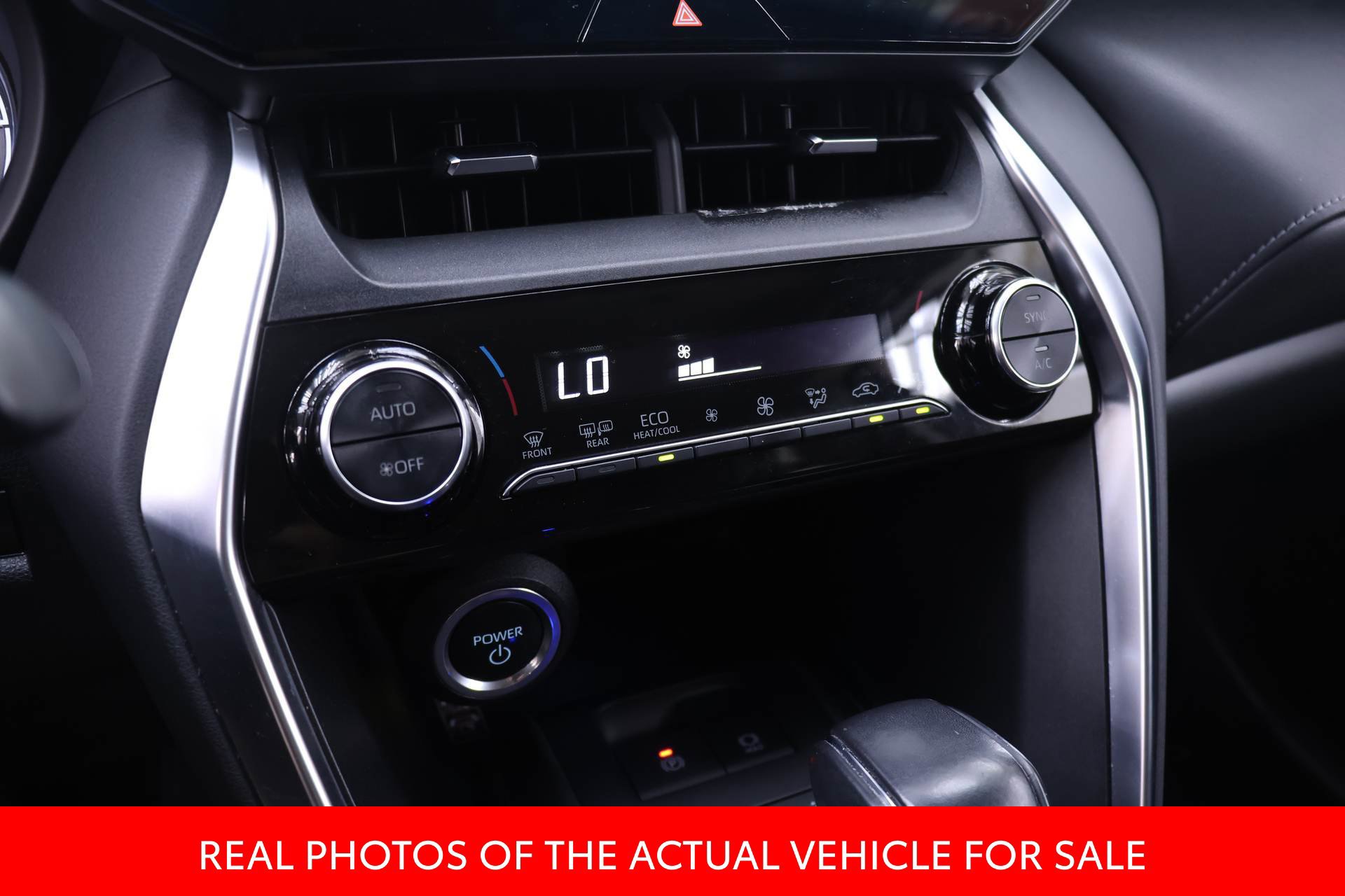 Used 2023 Toyota Venza LE AWD/4WD image 6
