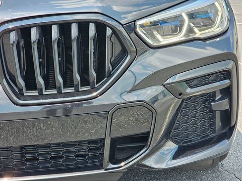 Used 2022 BMW X6 xDrive40i AWD/4WD image 9