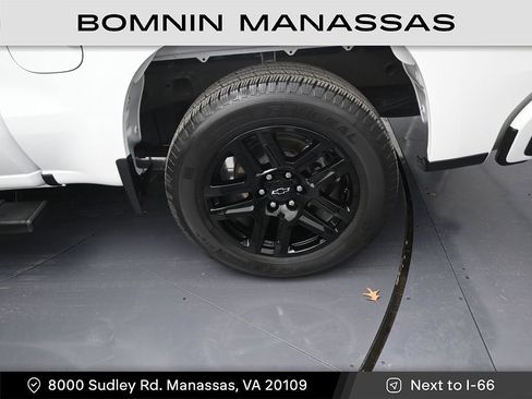 Used 2023 Chevrolet Silverado 1500 Custom image 16