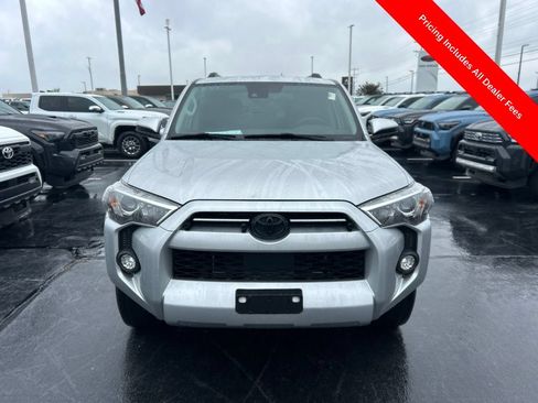 Used 2024 Toyota 4Runner SR5 RWD image 22