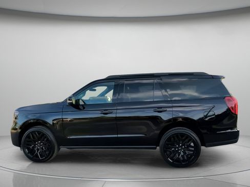 New 2026 Ford Expedition Platinum image 17