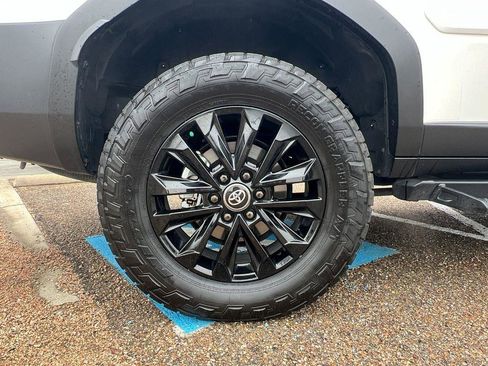 Used 2025 Toyota Land Cruiser 1958 image 33