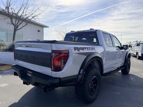 Used 2025 Ford F150 Raptor image 5