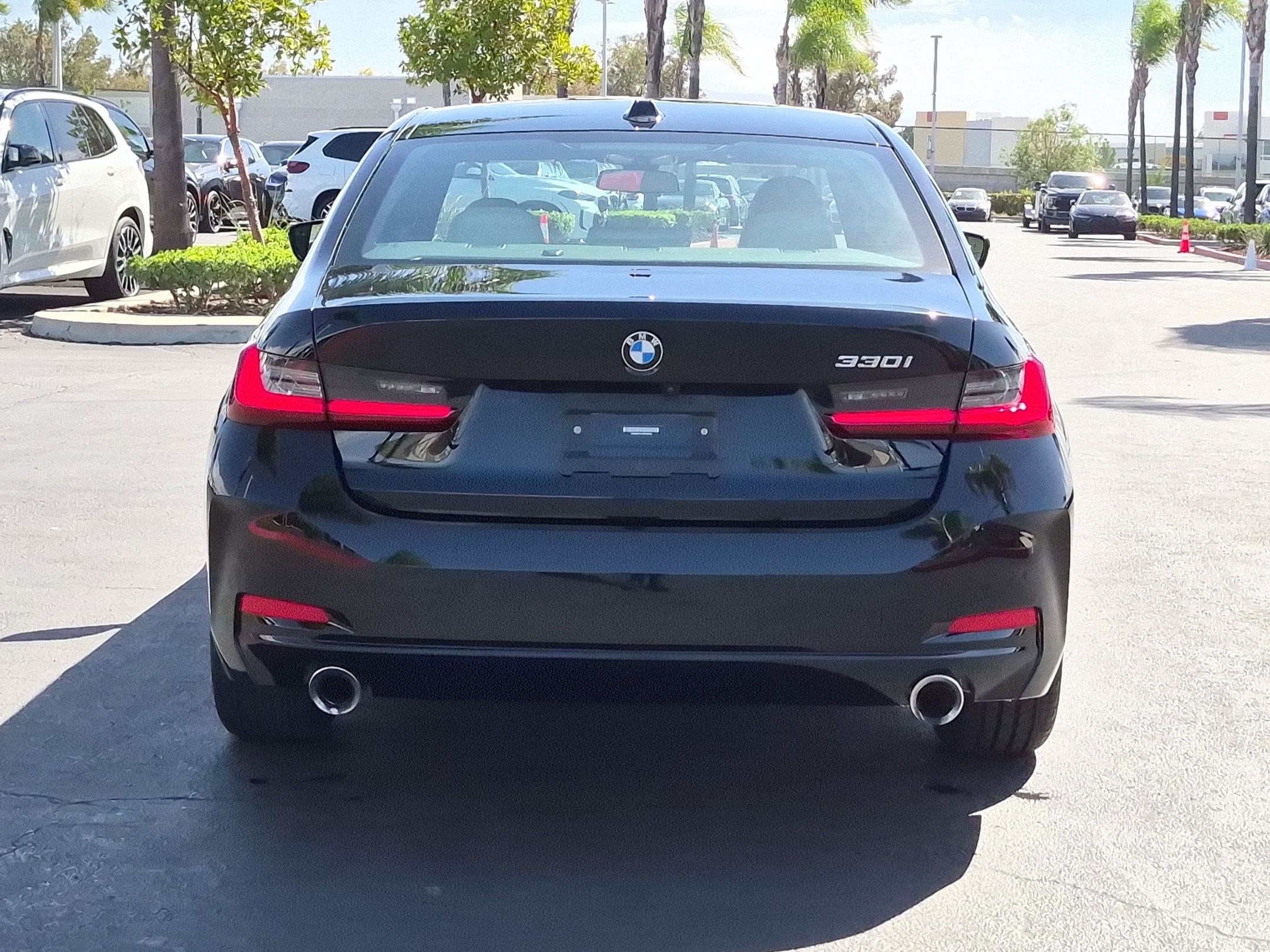 Certified 2023 BMW 330i Sedan w/ Premium Package RWD image 9