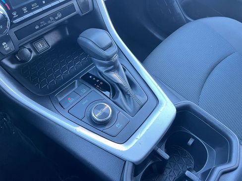 Used 2025 Toyota RAV4 LE image 40