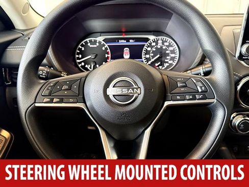 New 2025 Nissan Sentra SV w/ Trunk Package image 9