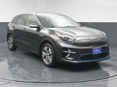 Used 2022 Kia Niro EX