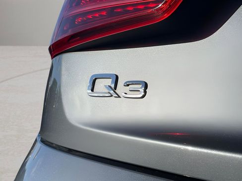 Used 2016 Audi Q3 2.0T Prestige image 11