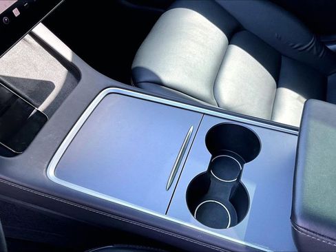 Used 2022 Tesla Model 3 Long Range image 15