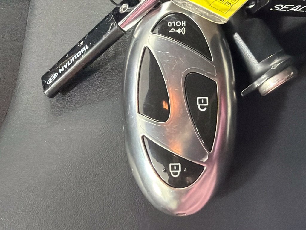 Certified 2025 Hyundai Sonata SEL FWD image 31