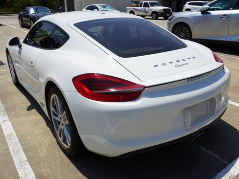 Used 2015 Porsche Cayman RWD image 9