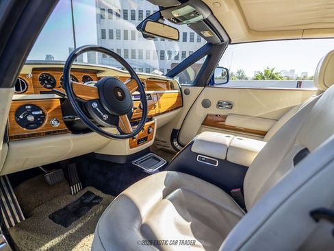 Used 2010 Rolls-Royce Phantom Drophead Coupe RWD image 73