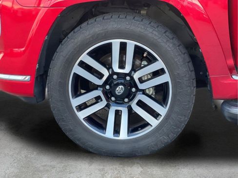 Used 2020 Toyota 4Runner Limited AWD/4WD image 30