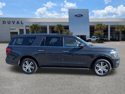 Used 2024 Ford Expedition Max Limited image 3