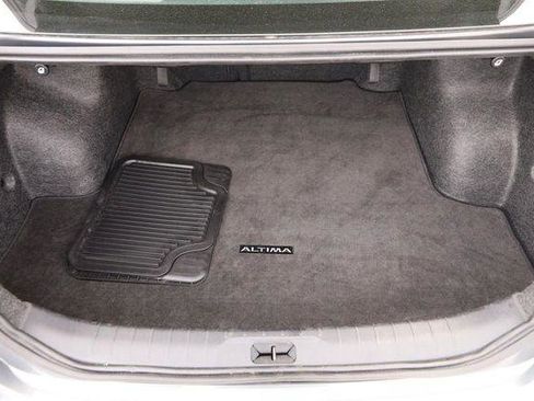 Used 2025 Nissan Altima 2.5 SV image 7